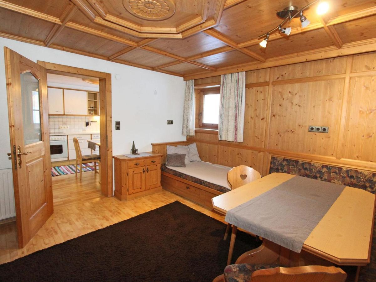 Beautiful Flat In Kaltenbach Near The Ski Area Exterior photo