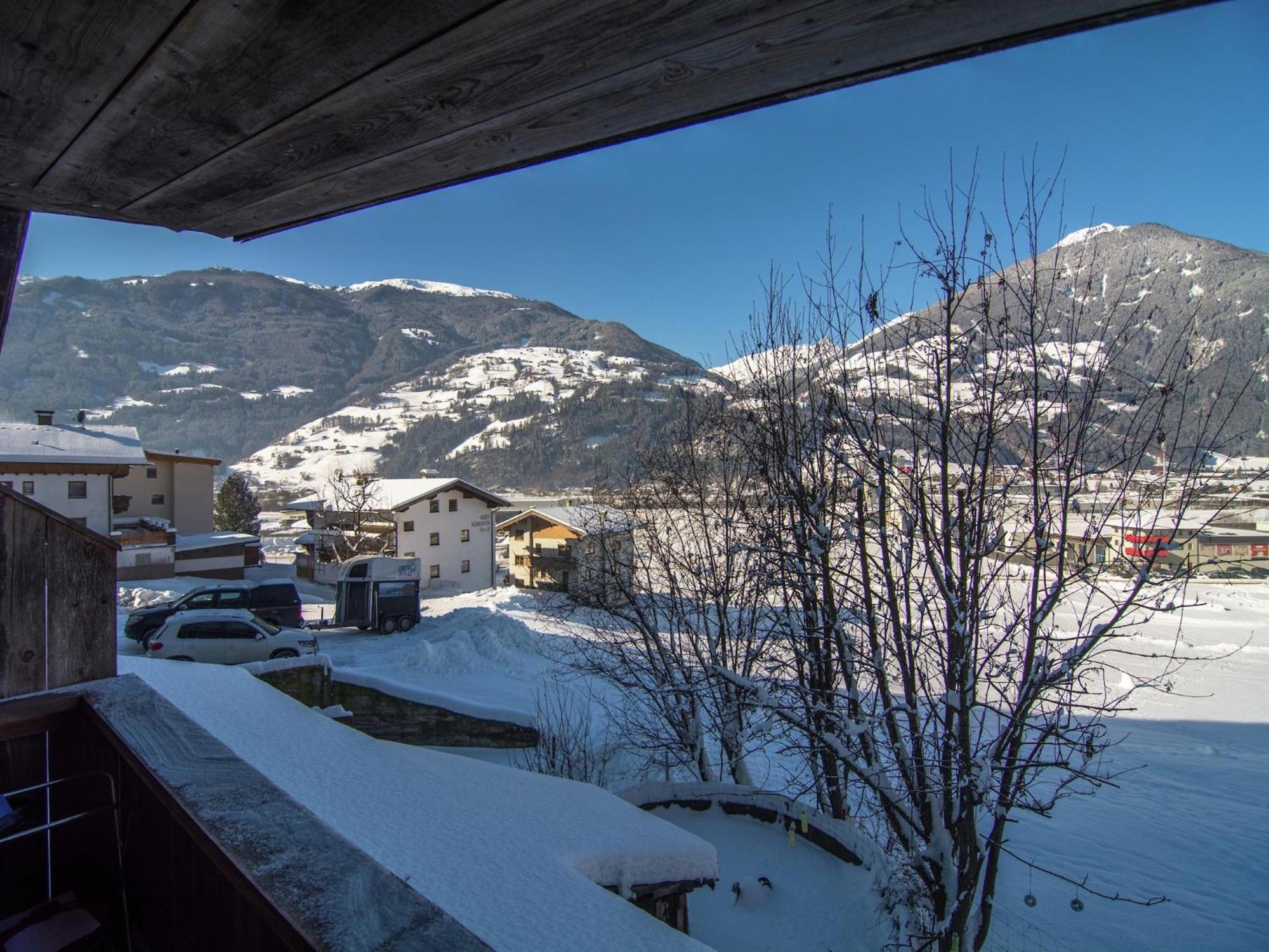 Beautiful Flat In Kaltenbach Near The Ski Area Exterior photo