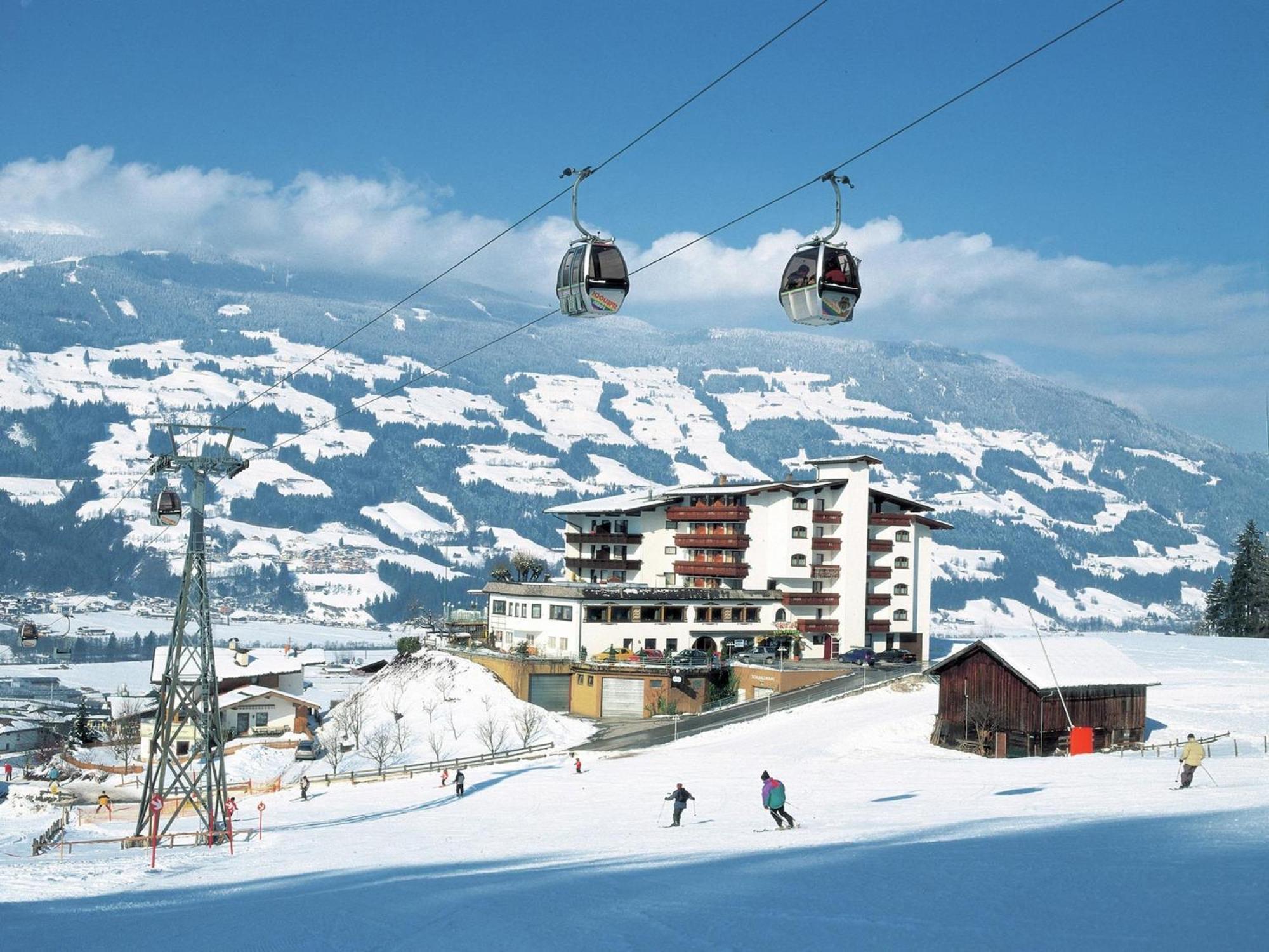 Beautiful Flat In Kaltenbach Near The Ski Area Exterior photo