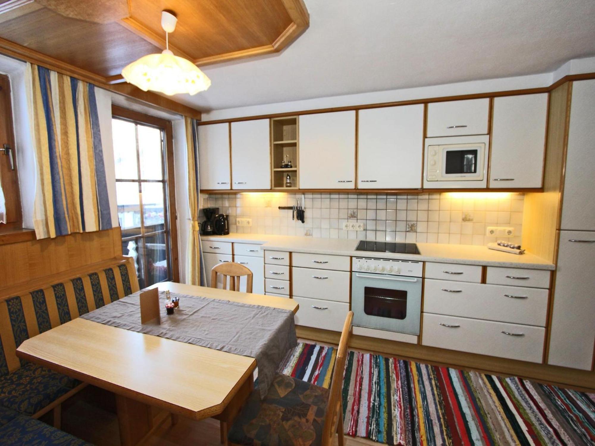 Beautiful Flat In Kaltenbach Near The Ski Area Exterior photo