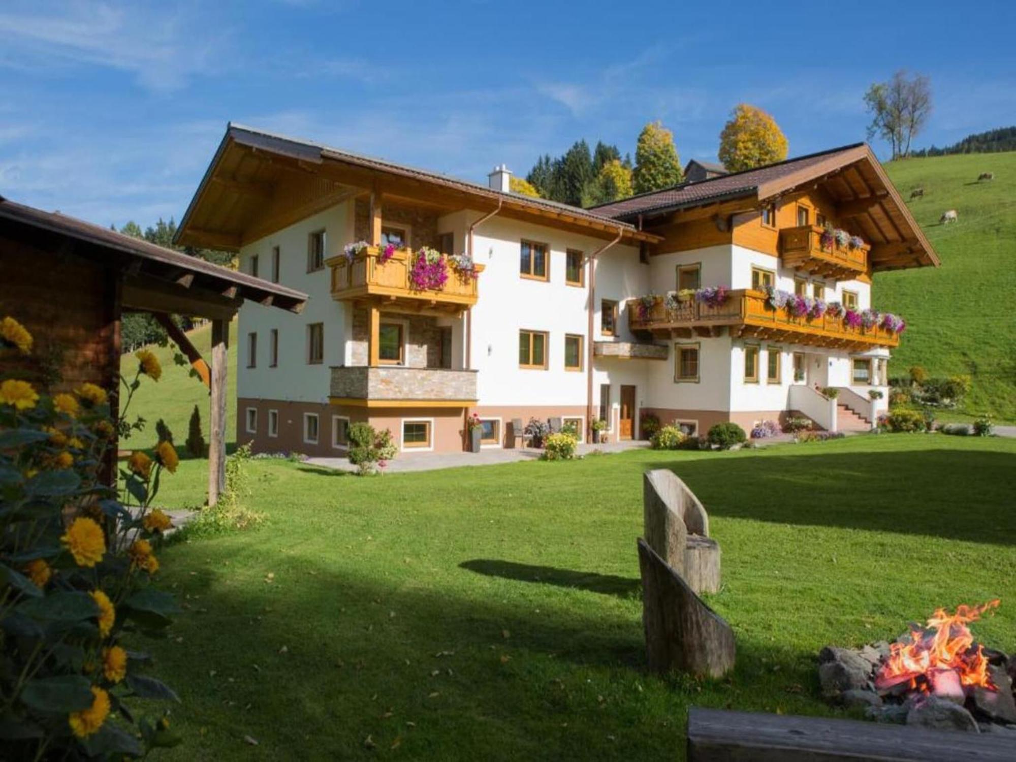 Beautiful Flat In Kaltenbach Near The Ski Area Exterior photo